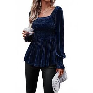 NEW EPRETTY my mysterious side velvet top in navy